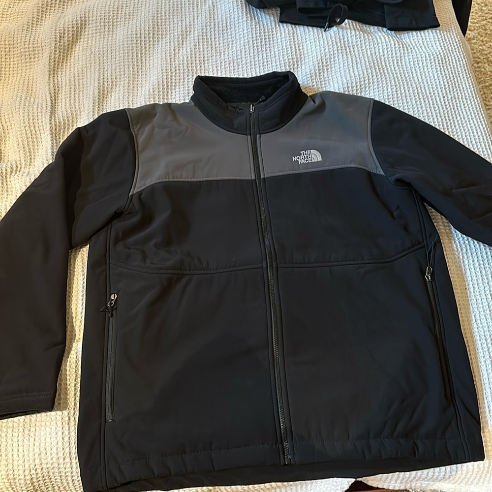 Men’s warm lined Northface size XL